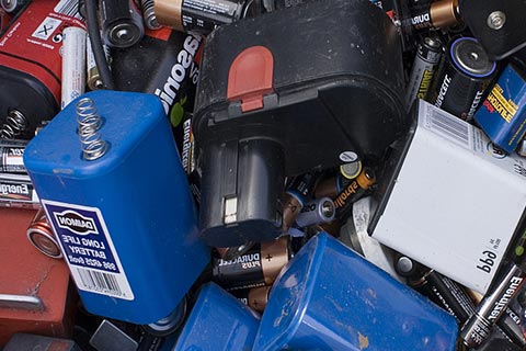 哪里有废电池回收√锂电池正极回收价格-车用电池回收